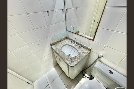 Apartamento à venda com 69m², 3 quartos e 2 vagas Apartamento à venda com 69m², 3 quartos e 2 vagasBanheiro Suíte