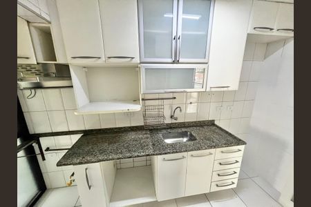 Apartamento à venda com 69m², 3 quartos e 2 vagas Apartamento à venda com 69m², 3 quartos e 2 vagasCozinha