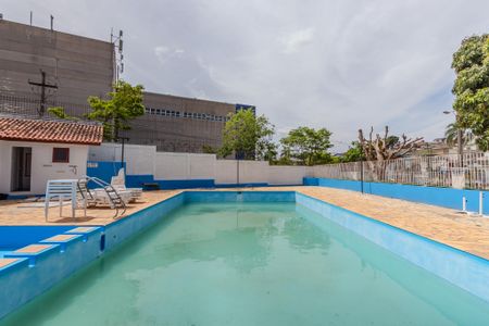 Casa de condomínio à venda com 130m², 3 quartos e 2 vagas Casa de condomínio à venda com 130m², 3 quartos e 2 vagasÁrea comum - Piscina