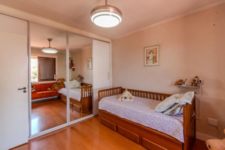 Casa de condomínio à venda com 130m², 3 quartos e 2 vagas Casa de condomínio à venda com 130m², 3 quartos e 2 vagasSuíte