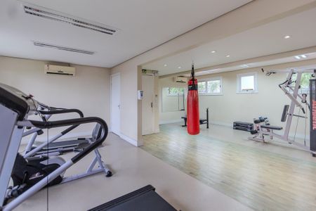 Casa de condomínio à venda com 130m², 3 quartos e 2 vagas Casa de condomínio à venda com 130m², 3 quartos e 2 vagasÁrea comum - Academia