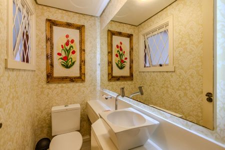 Casa de condomínio à venda com 130m², 3 quartos e 2 vagas Casa de condomínio à venda com 130m², 3 quartos e 2 vagasLavabo