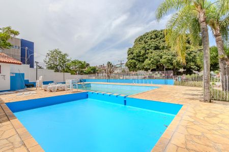 Casa de condomínio à venda com 130m², 3 quartos e 2 vagas Casa de condomínio à venda com 130m², 3 quartos e 2 vagasÁrea comum - Piscina