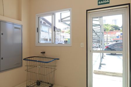 Apartamento para alugar com 64m², 2 quartos e 1 vagaÁrea comum 