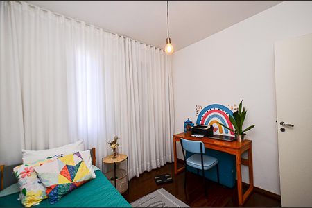Apartamento à venda com 120m², 3 quartos e 1 vagaQuarto 2