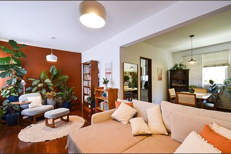 sala de apartamento para alugar com 3 quartos, 120m² em Santo Antônio, Belo Horizonte