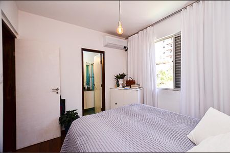 Apartamento à venda com 120m², 3 quartos e 1 vagaSuite