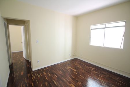 Sala de apartamento à venda com 2 quartos, 60m² em Novo Riacho, Contagem