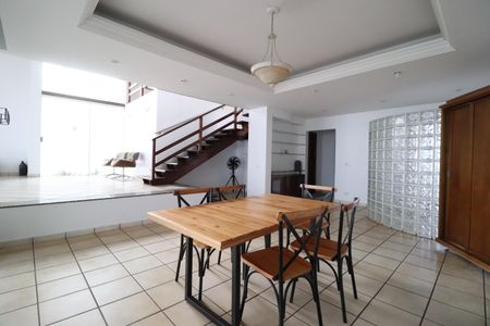 Casa para alugar com 330m², 4 quartos e 4 vagasSala de Jantar