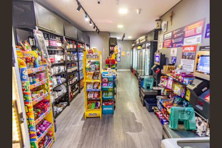 Apartamento para alugar com 161m², 3 quartos e 4 vagasÁrea comum - Mercadinho