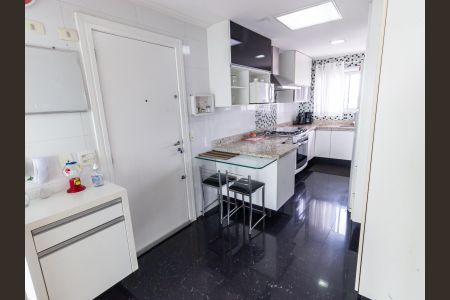 Apartamento para alugar com 161m², 3 quartos e 4 vagasCozinha