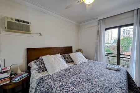 Apartamento à venda com 210m², 4 quartos e 3 vagas Apartamento à venda com 210m², 4 quartos e 3 vagasQuarto 1 - Suíte