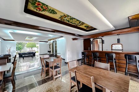 Apartamento à venda com 210m², 4 quartos e 3 vagas Apartamento à venda com 210m², 4 quartos e 3 vagasÁrea comum