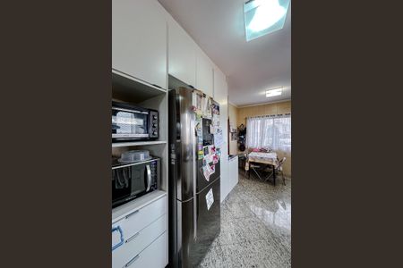 Apartamento à venda com 210m², 4 quartos e 3 vagas Apartamento à venda com 210m², 4 quartos e 3 vagasCozinha