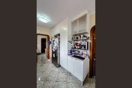 Apartamento à venda com 210m², 4 quartos e 3 vagas Apartamento à venda com 210m², 4 quartos e 3 vagasCozinha