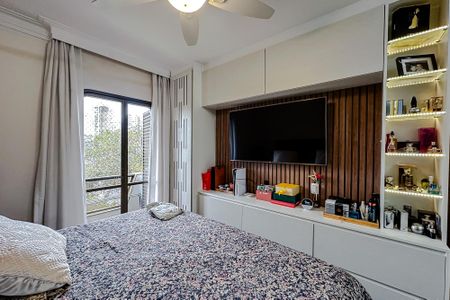 Apartamento à venda com 210m², 4 quartos e 3 vagas Apartamento à venda com 210m², 4 quartos e 3 vagasQuarto 1 - Suíte