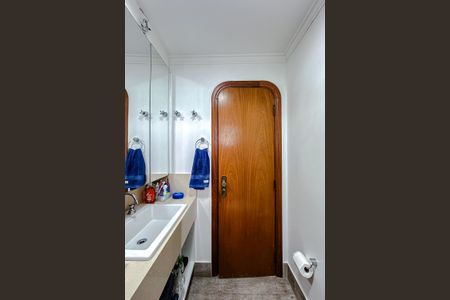 Apartamento à venda com 210m², 4 quartos e 3 vagas Apartamento à venda com 210m², 4 quartos e 3 vagasBanheiro