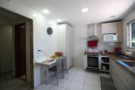 Casa de condomínio à venda com 110m², 3 quartos e 2 vagasCozinha