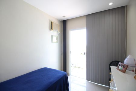 Casa de condomínio à venda com 110m², 3 quartos e 2 vagasQuarto 2