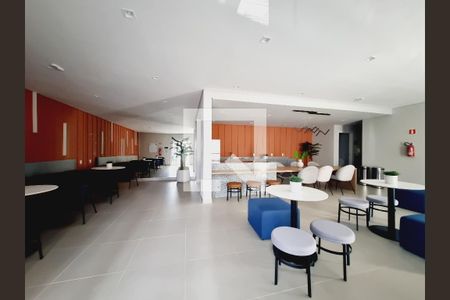 Apartamento à venda com 28m², 1 quarto e sem vaga Apartamento à venda com 28m², 1 quarto e sem vagaÁrea comum - Salão de festas