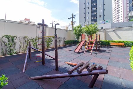 Apartamento à venda com 63m², 2 quartos e 1 vaga Apartamento à venda com 63m², 2 quartos e 1 vagaÁrea comum - Playground