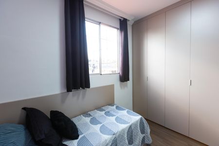 Quarto de apartamento à venda com 2 quartos, 68m² em Vl Darcy Vargas, Belo Horizonte