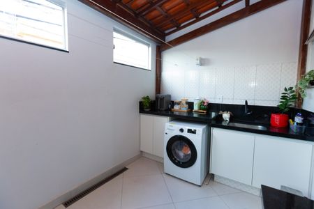 Apartamento à venda com 68m², 2 quartos e 1 vaga Apartamento à venda com 68m², 2 quartos e 1 vagaÁrea de Serviço