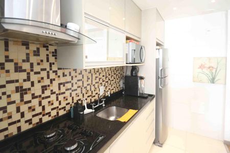 Apartamento à venda com 59m², 2 quartos e 1 vagaCozinha