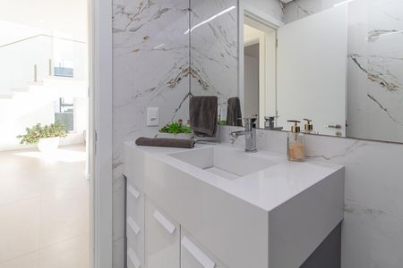 Casa de condomínio à venda com 309m², 3 quartos e 4 vagasBanheiro Social