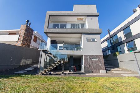 Casa de condomínio à venda com 309m², 3 quartos e 4 vagasQuintal