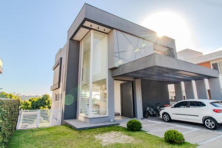 Casa de condomínio à venda com 309m², 3 quartos e 4 vagasFachada