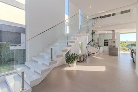 Casa de condomínio à venda com 309m², 3 quartos e 4 vagasSala