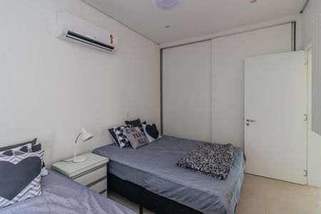 Casa de condomínio à venda com 309m², 3 quartos e 4 vagasQuarto 1