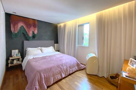 Apartamento à venda com 70m², 2 quartos e 2 vagas Apartamento à venda com 70m², 2 quartos e 2 vagasSuite