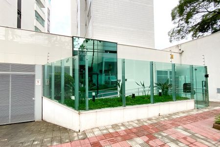 Apartamento à venda com 70m², 2 quartos e 2 vagas Apartamento à venda com 70m², 2 quartos e 2 vagasFachada