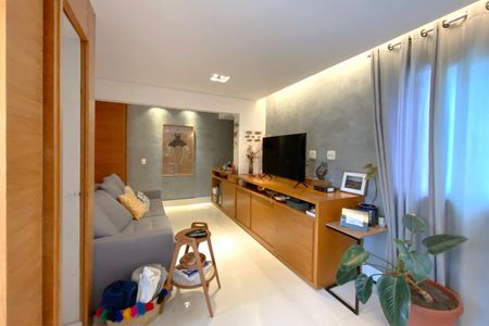 Apartamento à venda com 70m², 2 quartos e 2 vagas Apartamento à venda com 70m², 2 quartos e 2 vagasSala