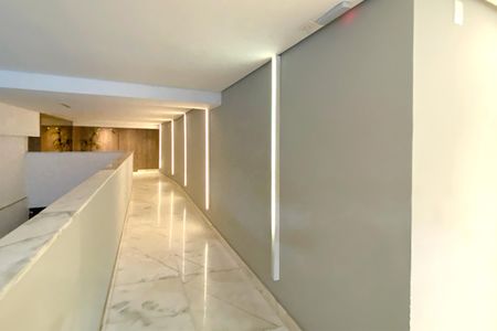 Apartamento à venda com 70m², 2 quartos e 2 vagas Apartamento à venda com 70m², 2 quartos e 2 vagasÁrea comum - Hall