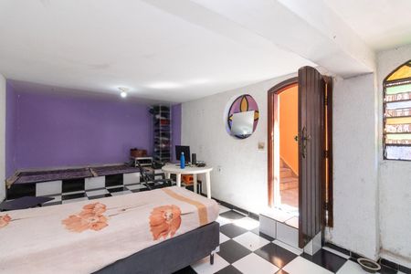 Casa à venda com 308m², 3 quartos e 2 vagasQuarto 2