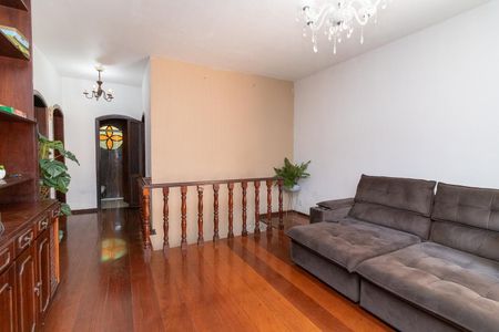 Casa à venda com 308m², 3 quartos e 2 vagasSala