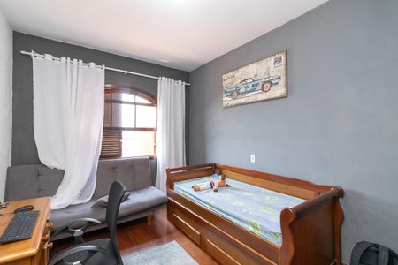 Casa à venda com 308m², 3 quartos e 2 vagasQuarto 1