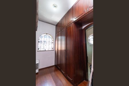 Casa à venda com 308m², 3 quartos e 2 vagasCloset da suíte