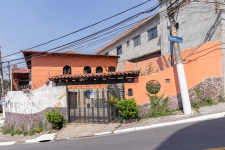 Casa à venda com 308m², 3 quartos e 2 vagasFachada
