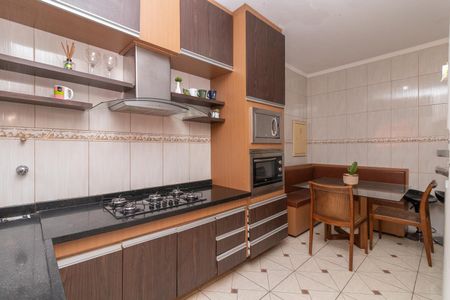 Casa à venda com 308m², 3 quartos e 2 vagasCozinha