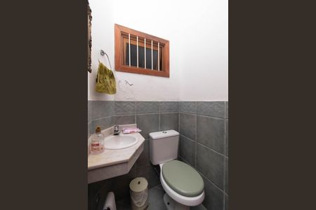 Casa de condomínio para alugar com 190m², 3 quartos e 2 vagasLavabo