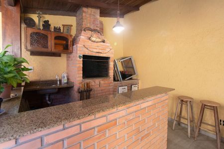 Casa de condomínio para alugar com 190m², 3 quartos e 2 vagasChurrasqueira