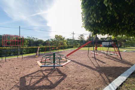 Casa de condomínio para alugar com 190m², 3 quartos e 2 vagasÁrea comum - Playground
