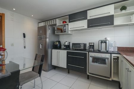 Apartamento para alugar com 169m², 3 quartos e 2 vagasCozinha