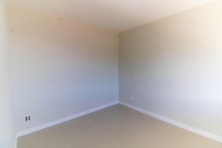 Casa à venda com 292m², 5 quartos e 10 vagasQuarto 