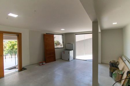 Casa à venda com 292m², 5 quartos e 10 vagasSuíte Externa 