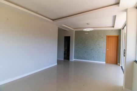 Casa à venda com 292m², 5 quartos e 10 vagasSala